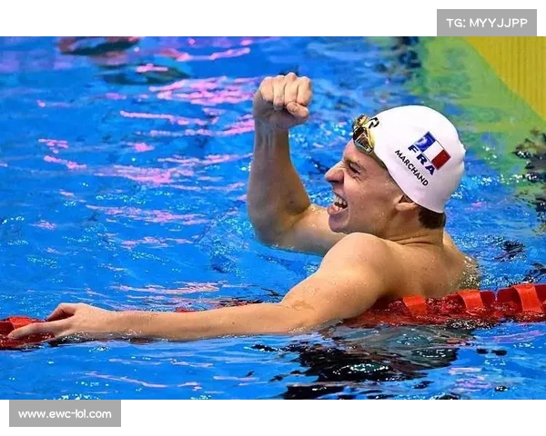 菲尔普斯冲击游泳世锦赛第七金，晴朗天气利好长距离项目